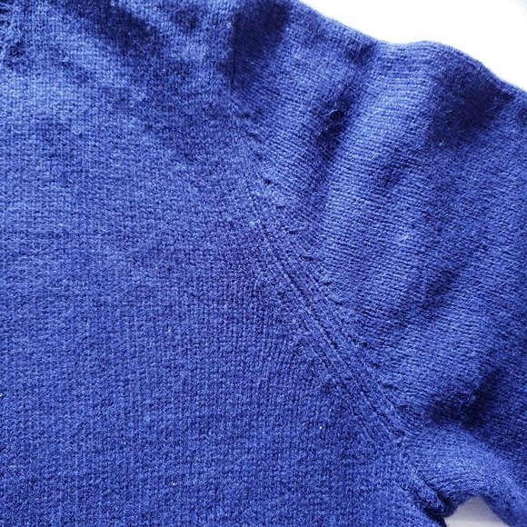 Gap Women's Wool Crewneck Sweater - Picture 4 of 7